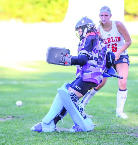 10-01-25 KHS-Berlin FH troon kick