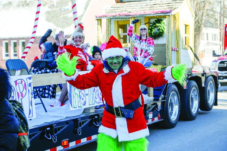 12-14-24 Christmas Parade who float medium