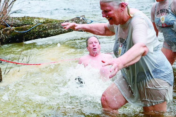 04-19-25 GMCG Polar Plunge splashing