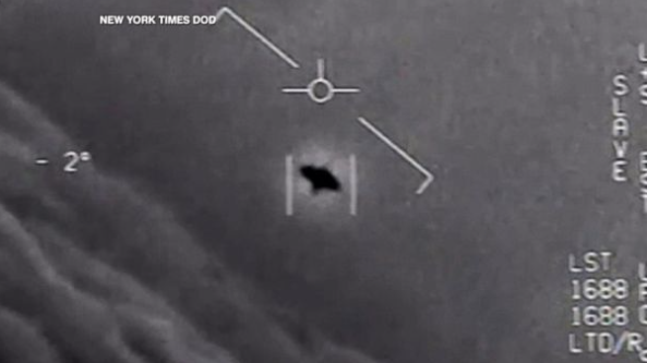 feature_UFO_NavyVideo_FromCBS.png