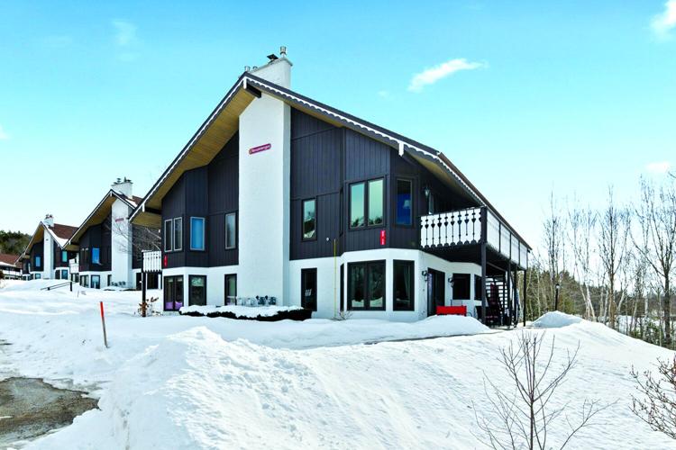 54 ChristmasMLS 5076645.jpg