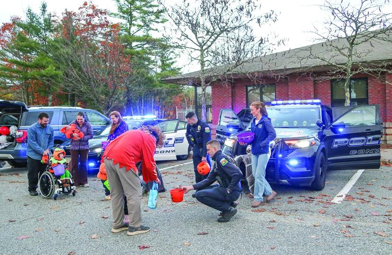 10-31-25 Halloween conway pd medium