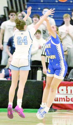 laker bb ella gibbons