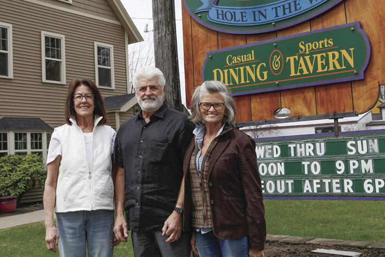 04-26-23 Delaney's outside tighter