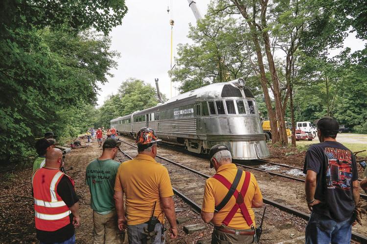 07-30-24 Flying Yankee wide people foreground