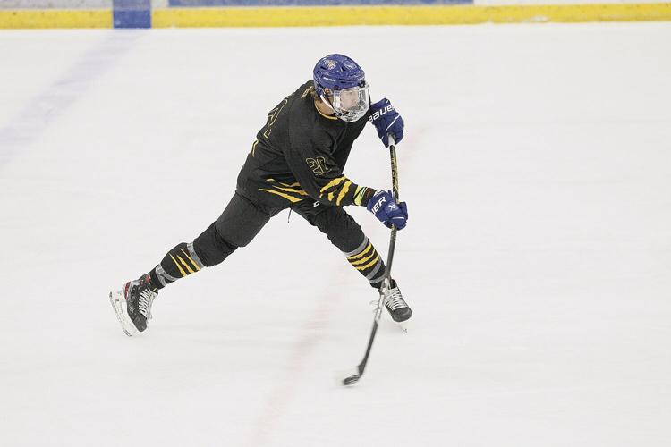 12-28-23 Peter Hall Hockey willimann shot