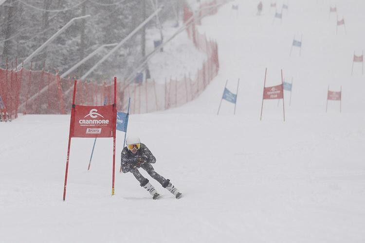 01-07-22 KHS Ski boys lean wide