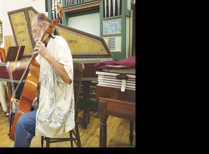 Ferr&eacute;-Lang Trio to perform concert of 18th century music June 9