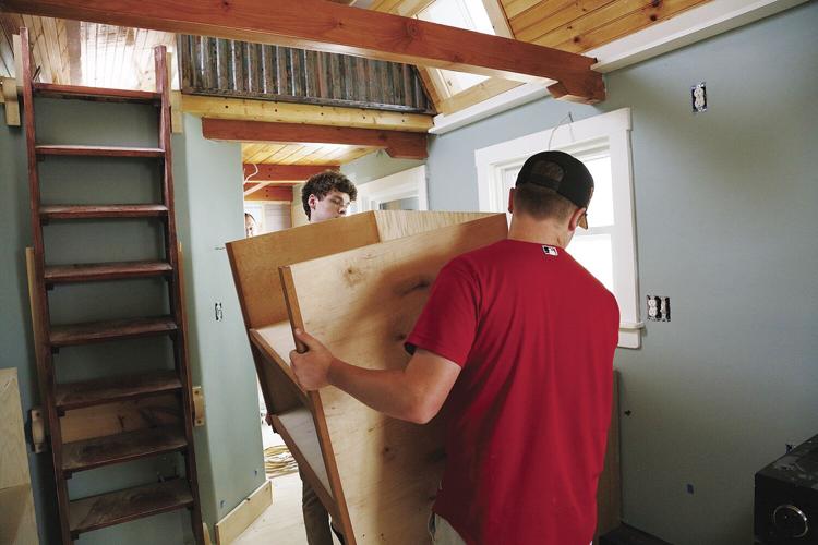 06-07-22 Tiny House carrying counter