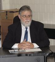 School board questions the need for 85 aides