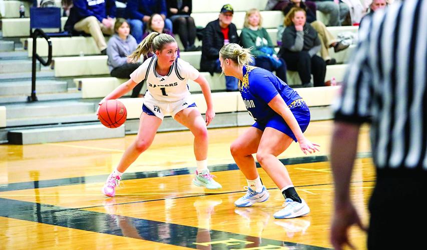 FA Girls Hoop - Bryleigh Gerry dribble