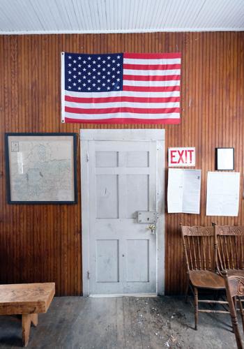 2-2-17 Chatham 250_town house inside.jpg