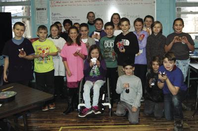 5th grade Hillside students create Christmas ornaments and cards