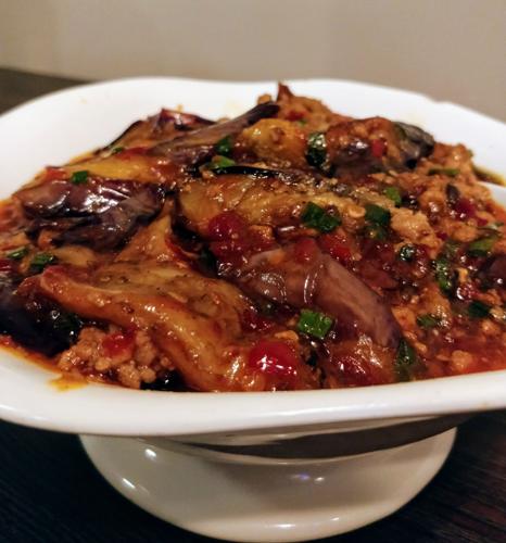 At Sichuan Kitchen, No-Frills Authenticity and Warmth Abound