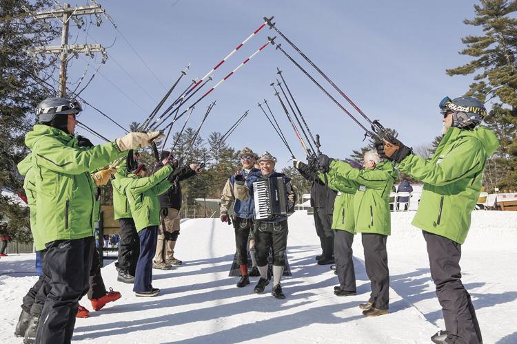 03-05-22 Schneider Cup band exit