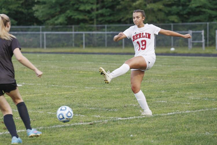 09-06-23 KHS WSOC manfredi kick