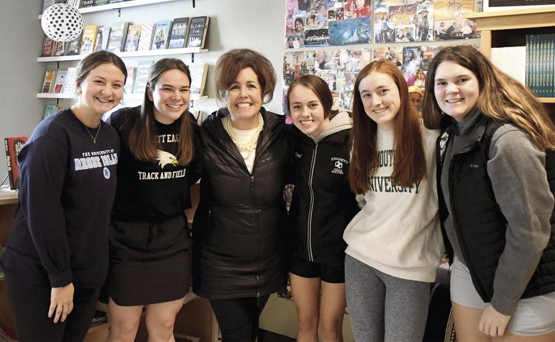 KHS Educators Rising - Kelley Murphy with students