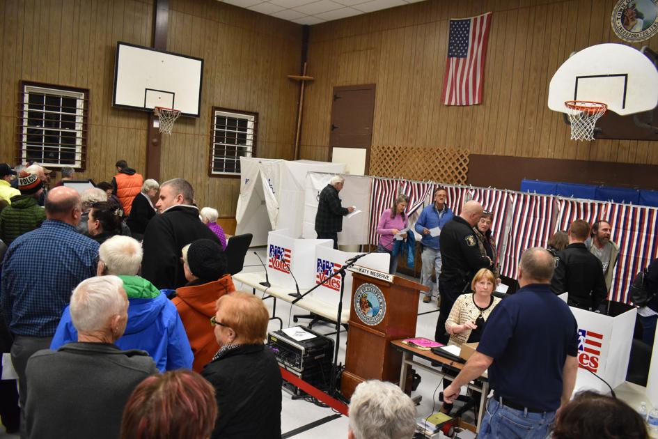 Ossipee votes on town beach