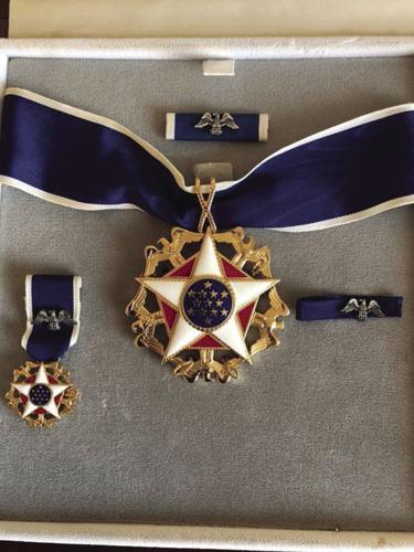 11-30-18 presidetial medal of freedom.jog