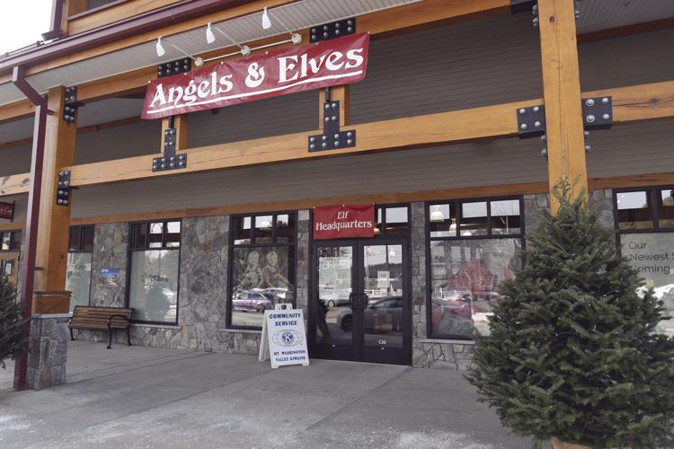 12-9-18 Angels and Elves exterior