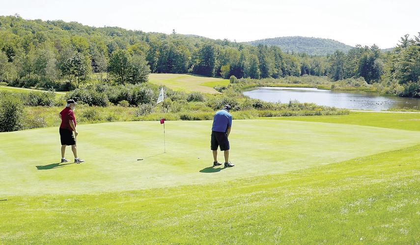 Golf Column - Blackmount Country Club - White Mountain Seniors putting