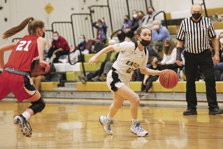 01-18-22 KHS WBB running elias