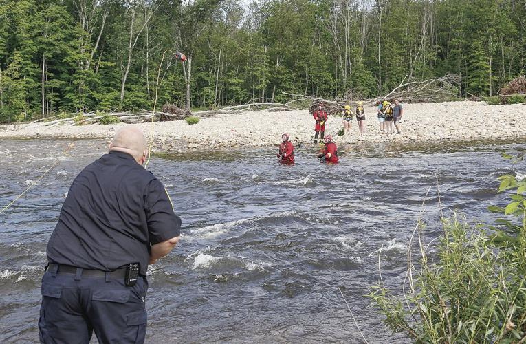 06-29-23 River Rescue tossing rope currier