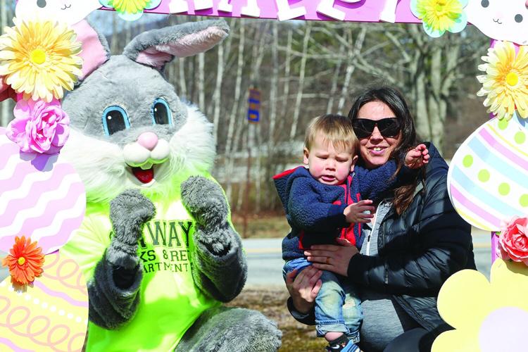 04-04-26 Conway Rec Egg Hunt nervous kid 2