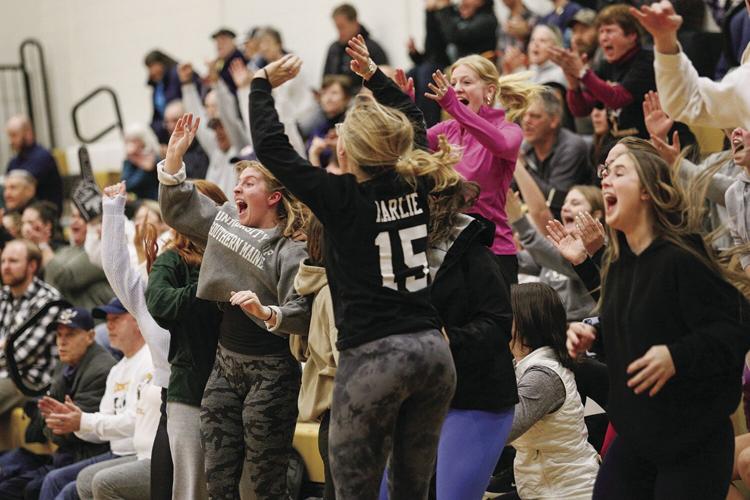 01-13-23 KHS WBB crowd cheers medium