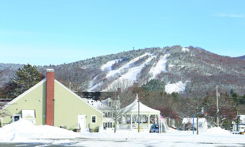 12-03-25 Snow cranmore over noco