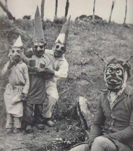 halloween_1900s.jpg