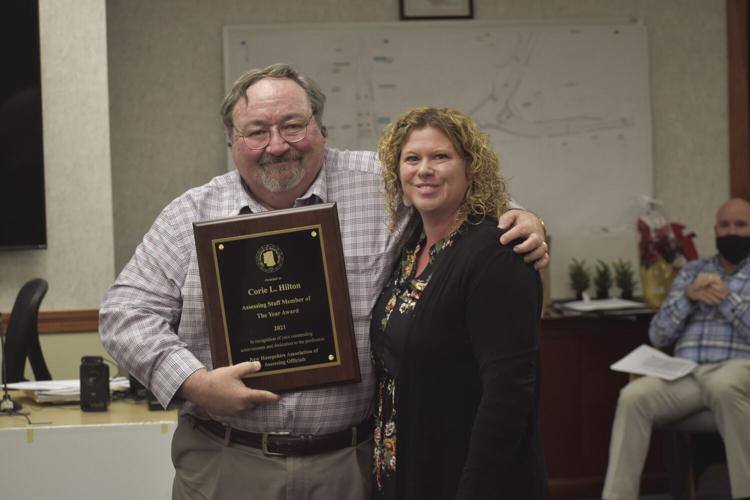 Hilton Holmes 113021