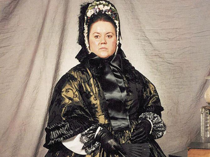 Sally Mummey as Mary Todd Lincoln