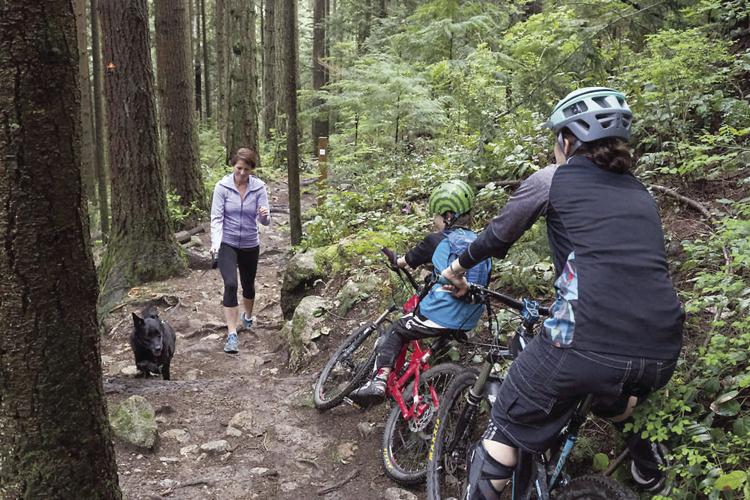 Wheel Family Fun - trail etiquette