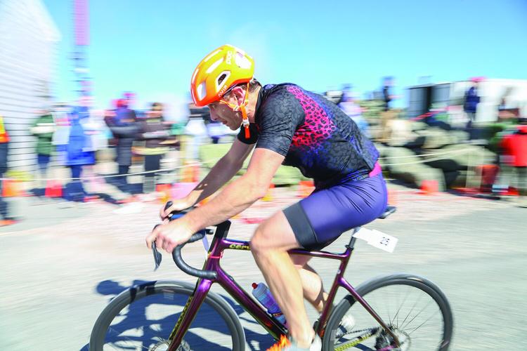08-15-26 Bicycle Hillclimb blur side