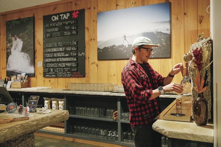 12-21-22 Ledge pouring wide