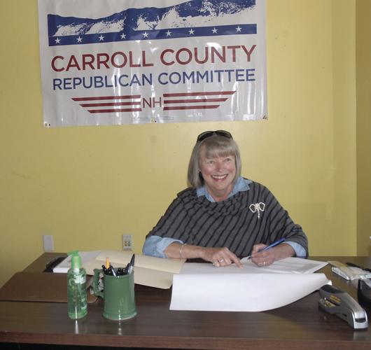 Lavender attends GOP headquarters opening