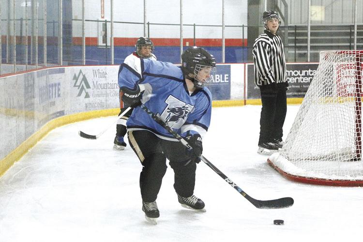 04-11-22 MWV WHockey wrapping around goal
