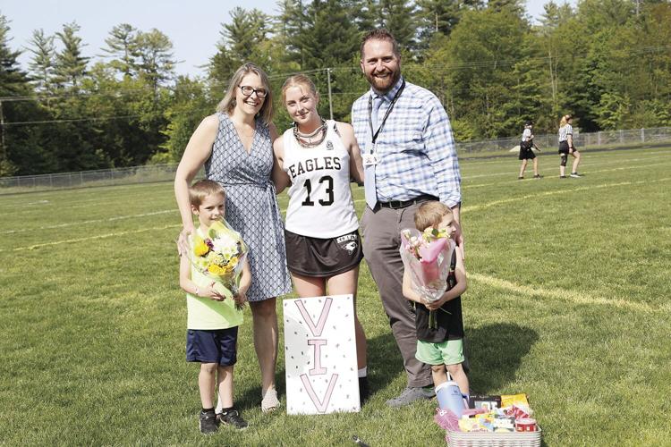 05-22-23 KHS GLAX senior with family