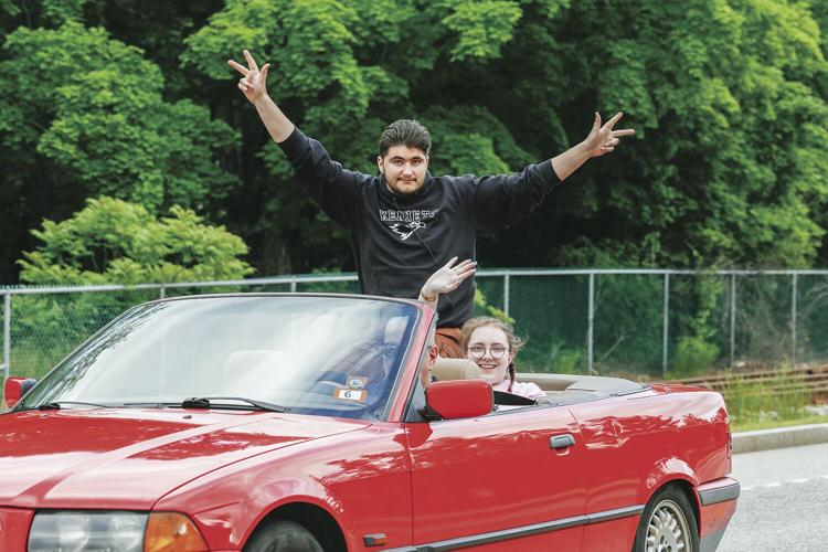 06-10-22 Kennett Karavan peace signs