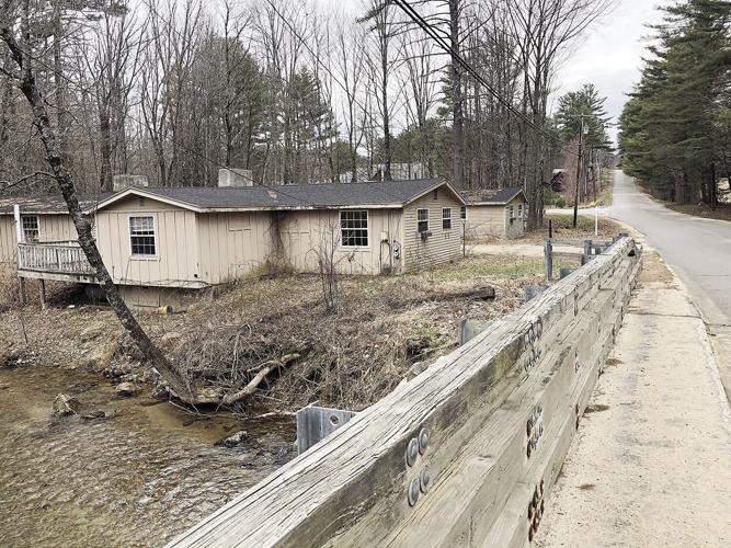skimobile road housing