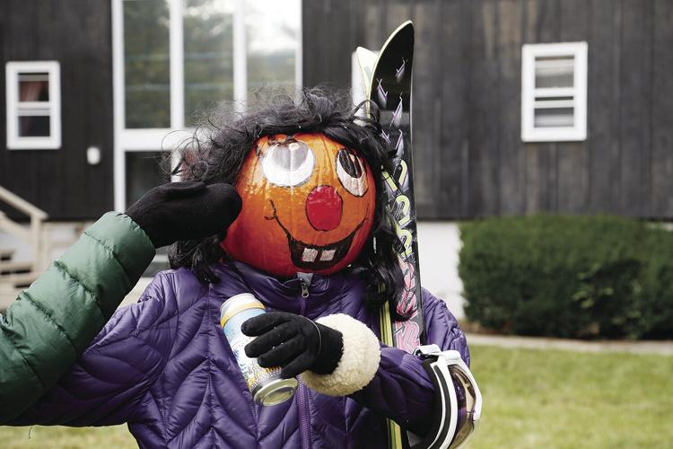 10-05-21 Pumpkins schussers tight