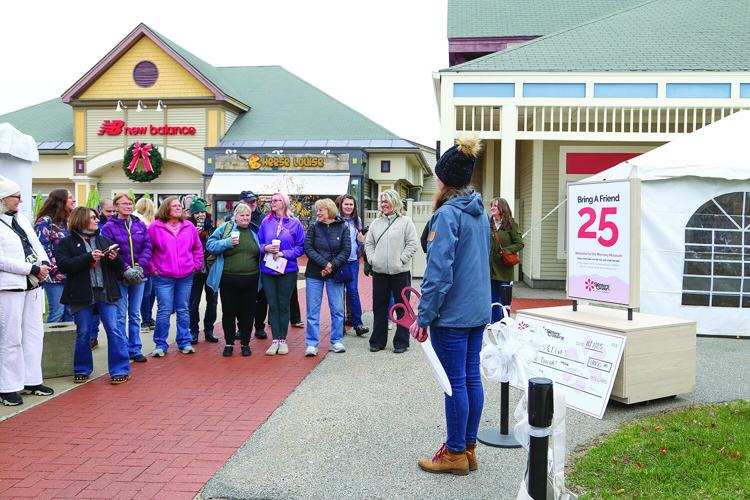 11-07-25 Settlers Bring a Friend Ribbon lemieux with crowd