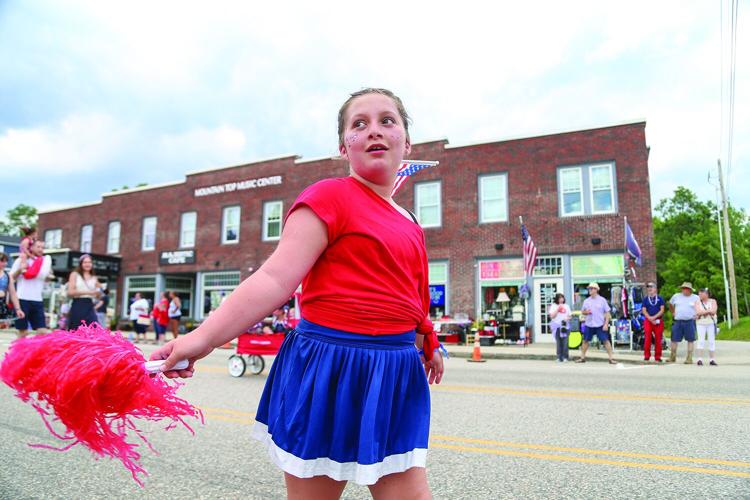 07-04-26 Fourth Parade Conway medium low