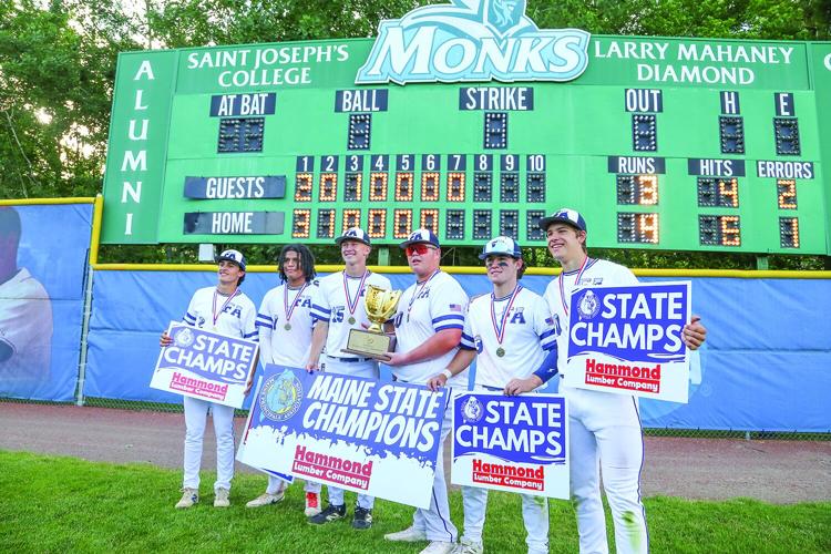 06-20-26 FA Baseball State Champs pose seniors