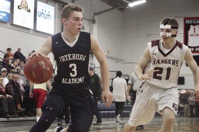 FA Boys hoop - Oscar Saunders