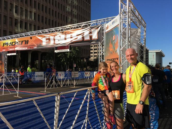 Hollingworth Family_Phoenix Half               Marathon_2017.jpg