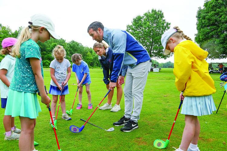 07-10-25 NCCC Junior Golf walker showing grip