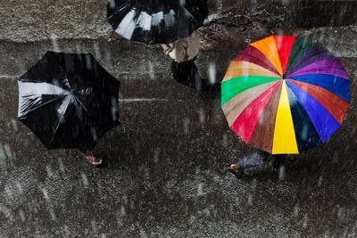 A downpour or a drizzle: What causes the difference?