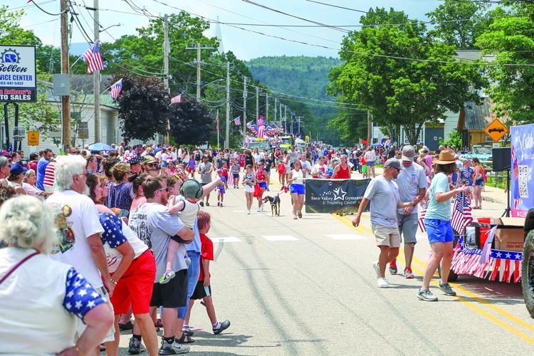 07-04-26 Fourth Parade Conway wide walkers